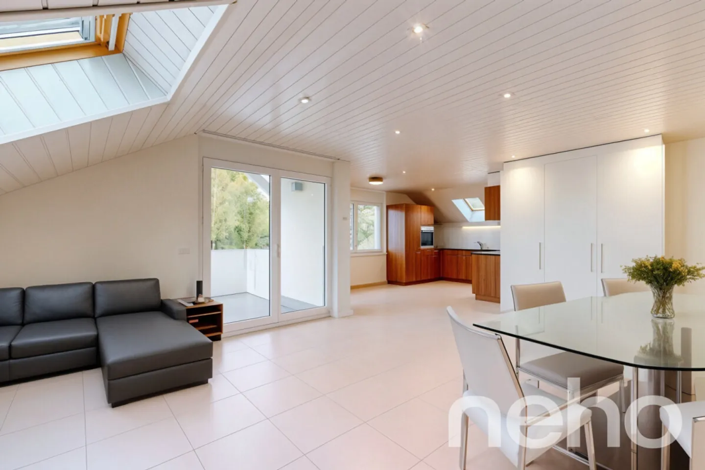 Contemporary income-generating building consisting of 3 apartments - Photo 9 of 13