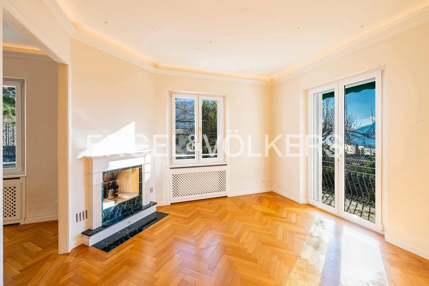 Charmante Villa mit Seesicht - Foto 10 von 13