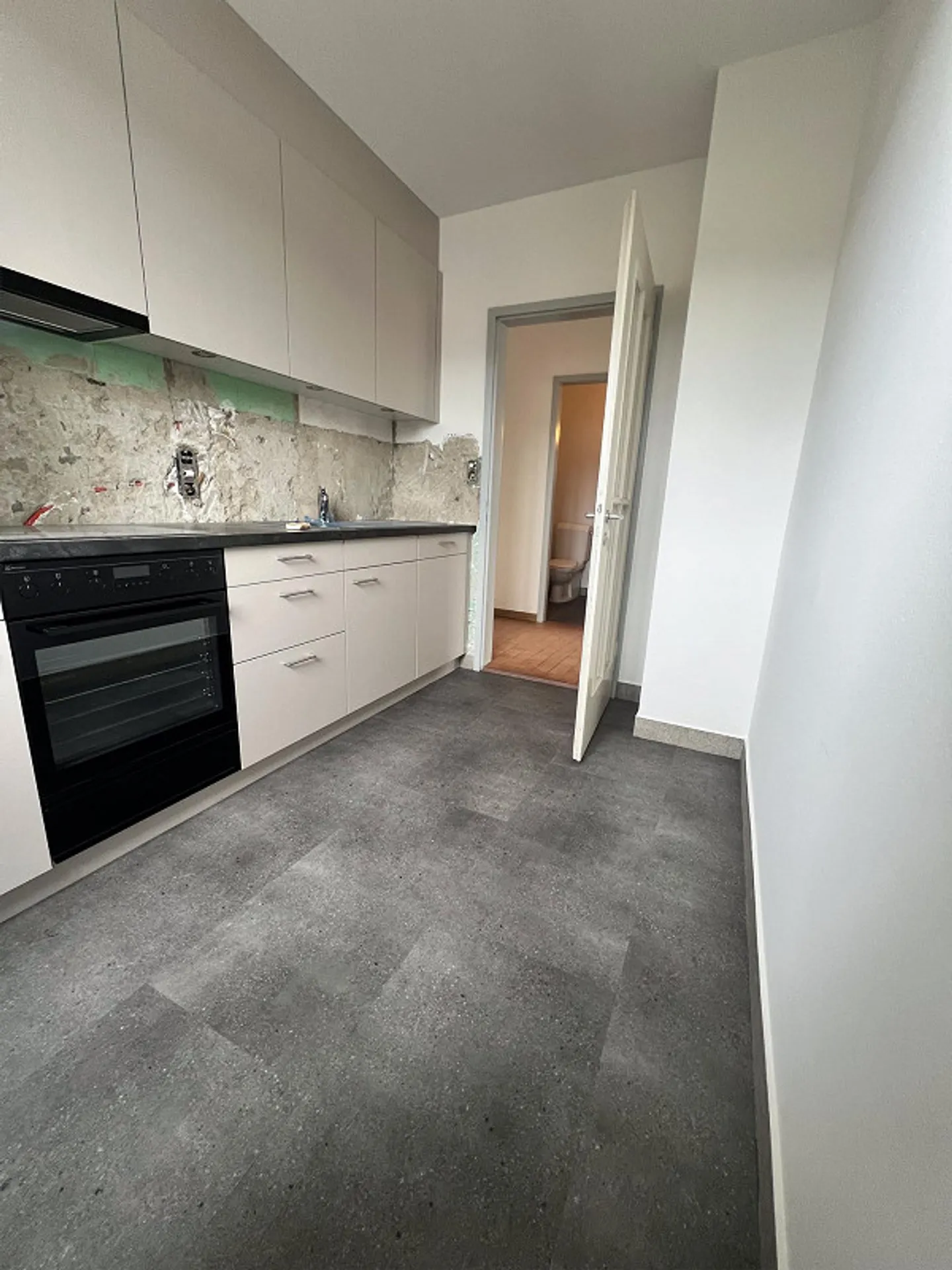 Appartamento di 2,5 stanze in affitto a Steffisburg - Foto 3 di 9