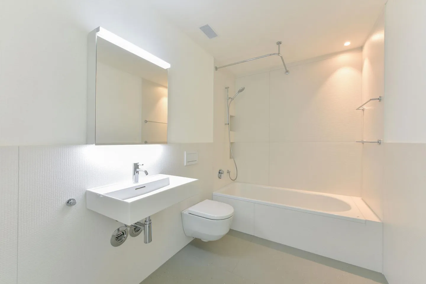 W302 | Attractive 3.5 room new apartment with highest comfort near the train station - Photo 6 of 8