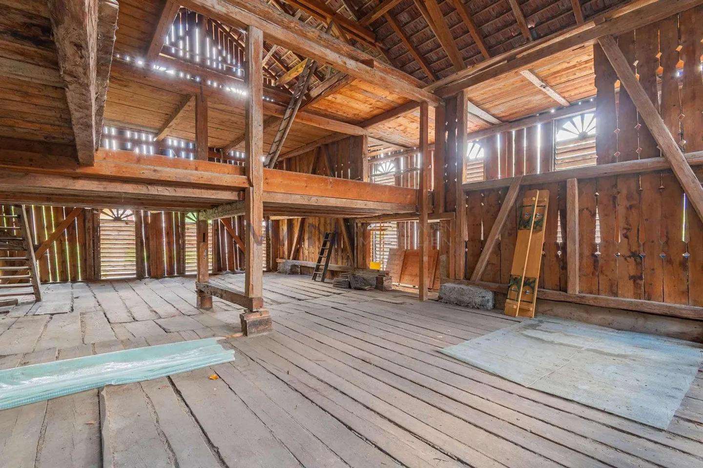 Charming Barn with Renovation Potential - Photo 1 of 6