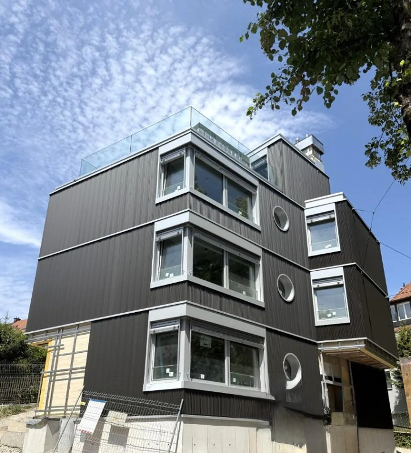 Stilvolle Maisonette mit Terrasse - Foto 1 von 15