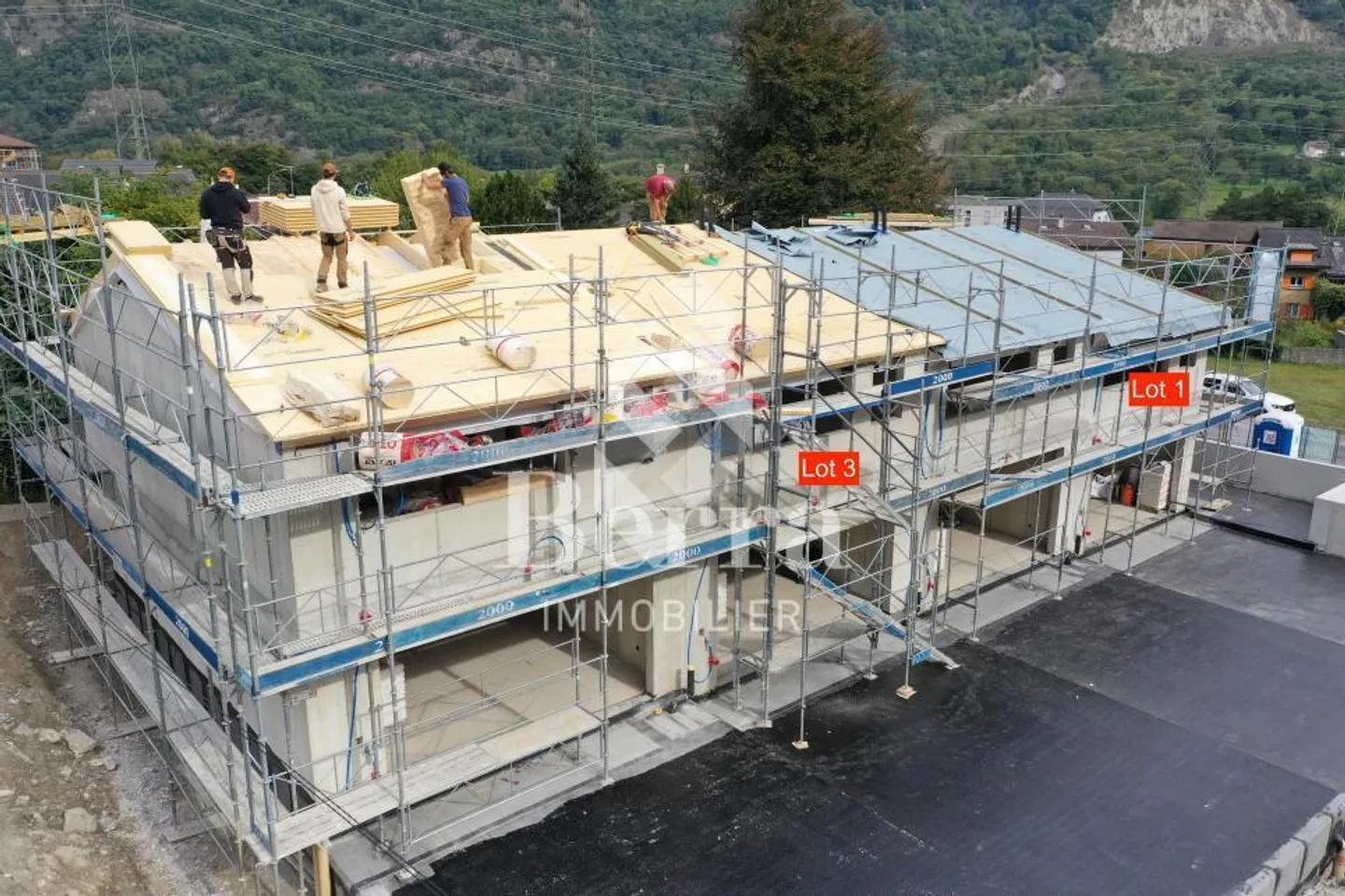 EVIONNAZ - Villa a schiera angolare con seminterrato - Foto 1 di 11