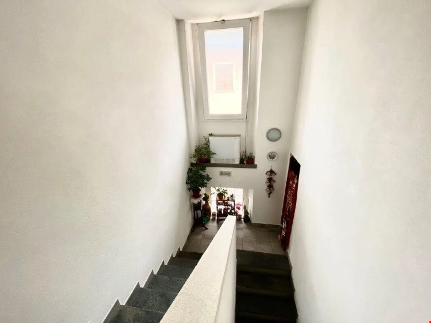 Maison individuelle rénovée dans un cadre verdoyant et calme - Photo 4 sur 11