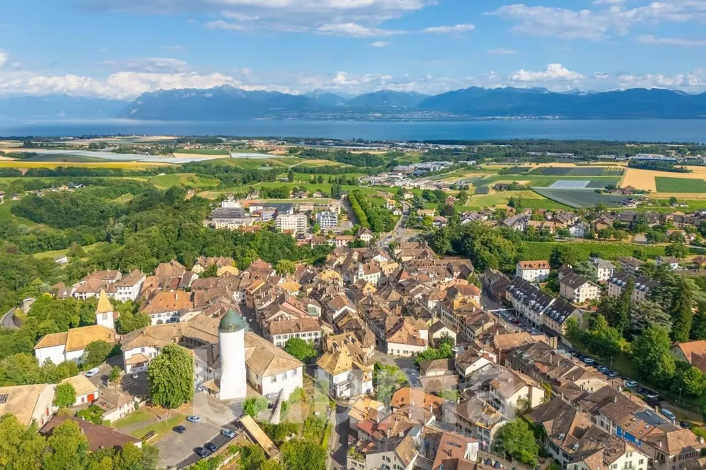 Majestueuse maison de caractère de 10 pièces à Aubonne - Photo 13 sur 13