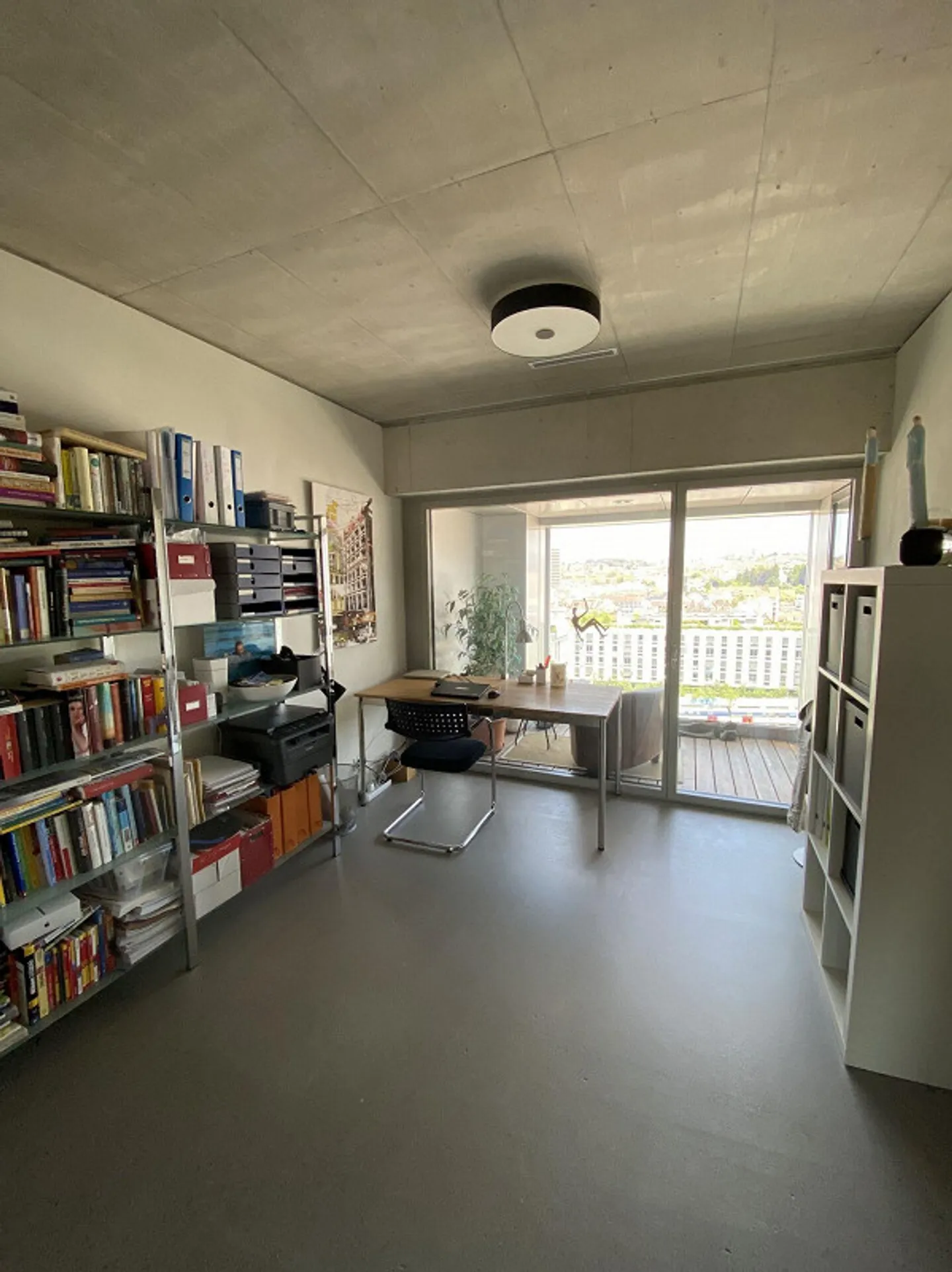 Spacious 4.5-room apartment 9_2 in the heart of Zurich - Photo 7 of 8