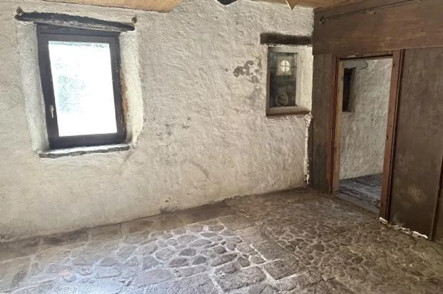 Trois parties de maison avec grand jardin - Photo 6 sur 49