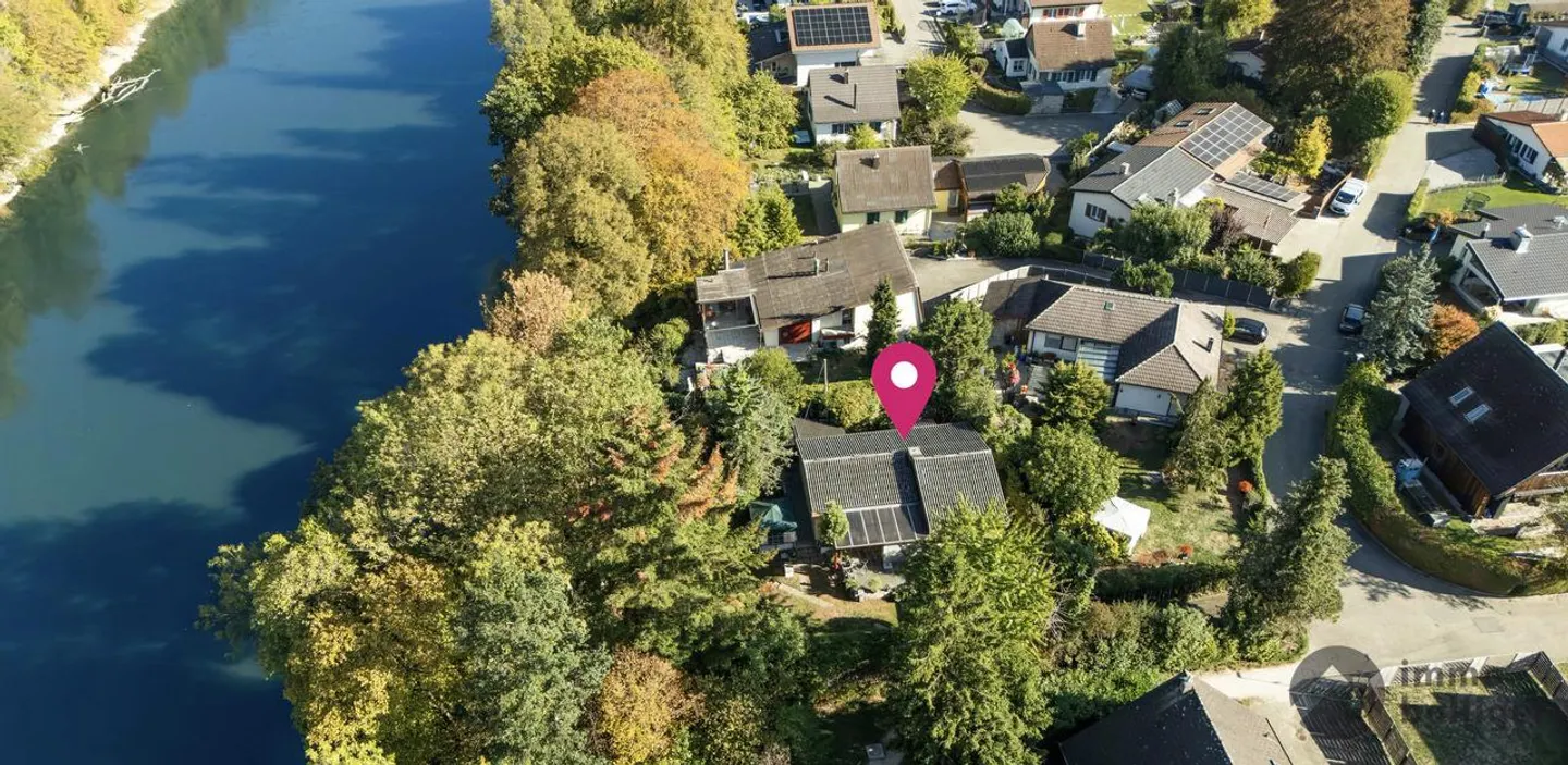 A Home Like on Vacation - Directly on the Aare - Photo 1 of 13