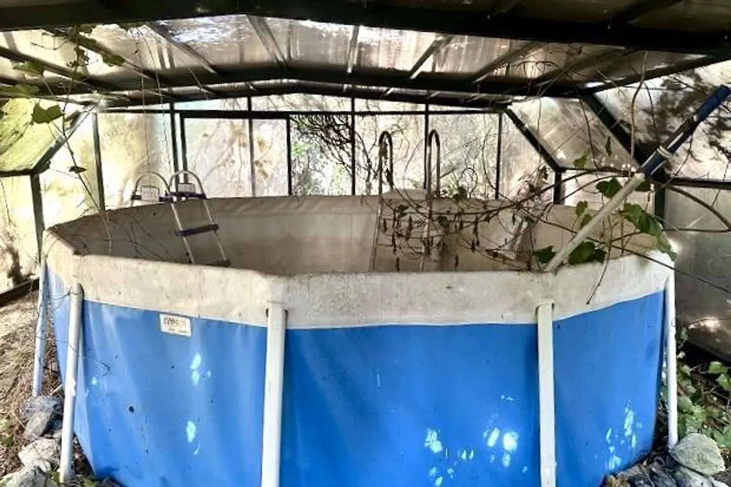 Trois parties de maison avec grand jardin - Photo 35 sur 49