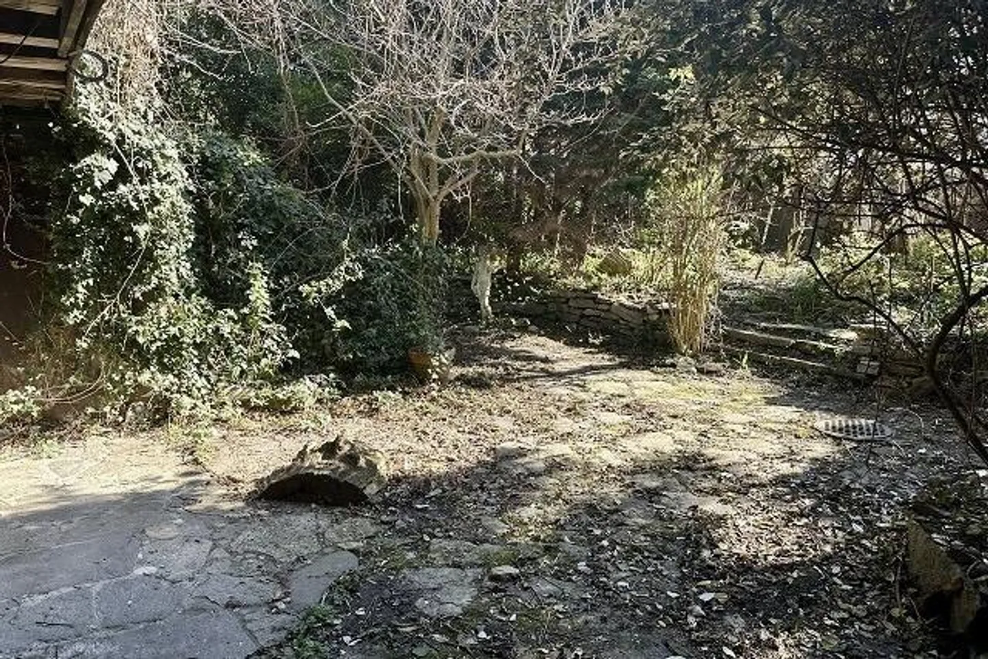 Trois parties de maison avec grand jardin - Photo 41 sur 49