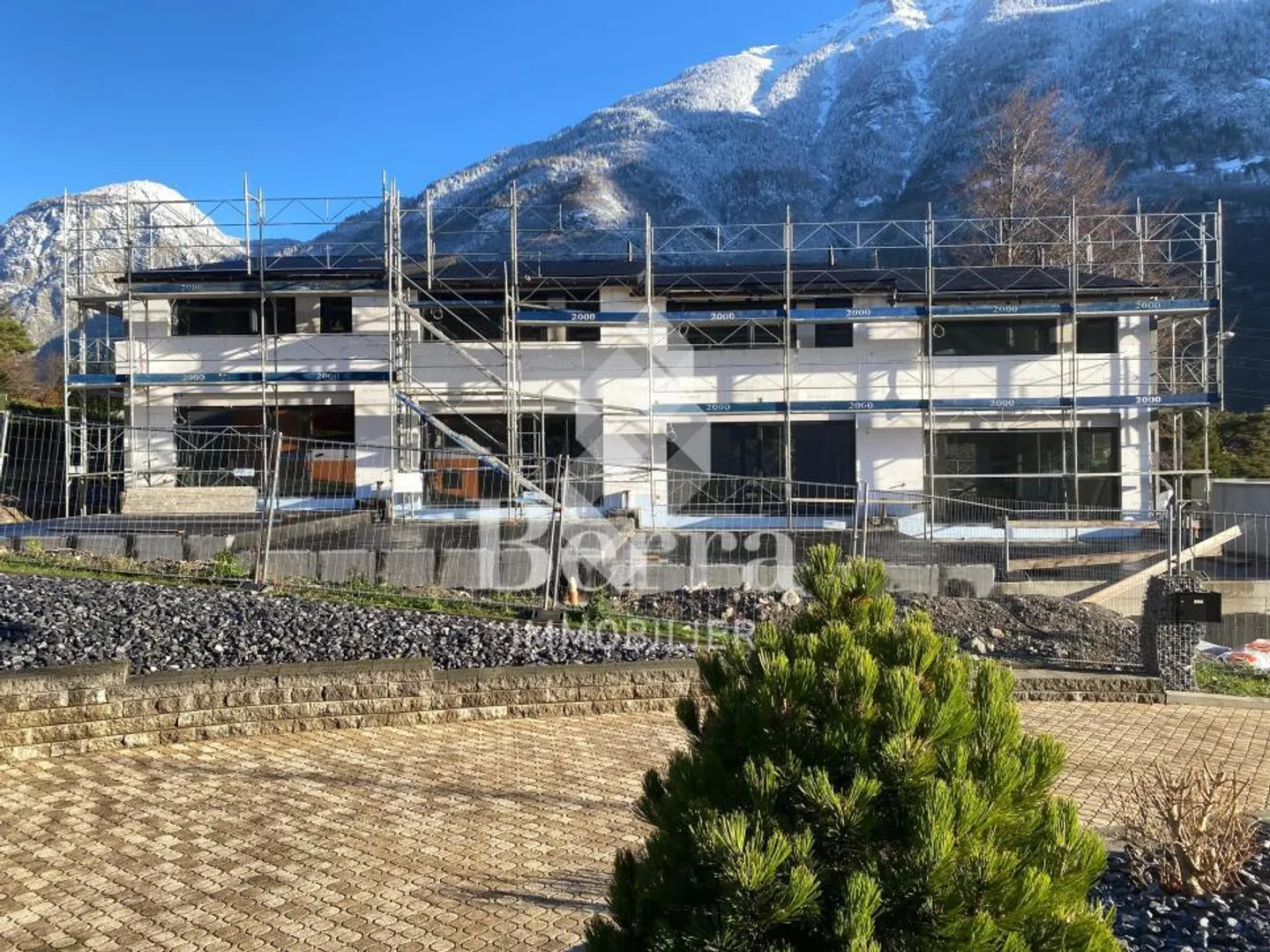 EVIONNAZ - Spaziosa villa a schiera di 4,5 locali con seminterrato - Foto 1 di 13