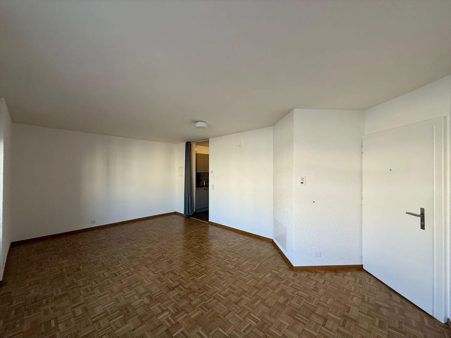 1-room apartment - Photo 3 of 7