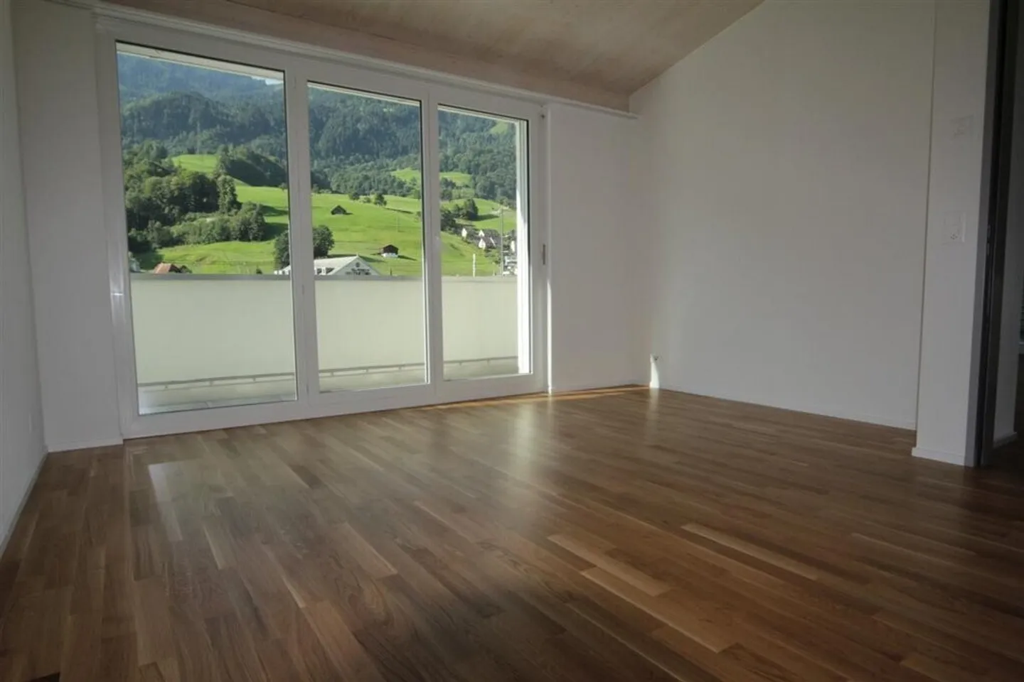 Bel appartement à louer à Unterterzen ! - Photo 5 sur 10