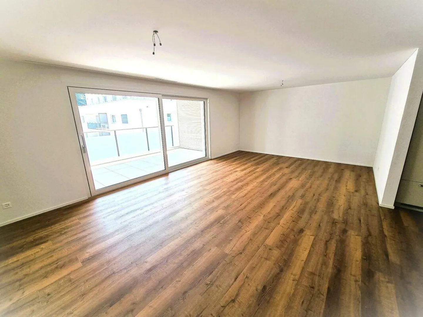 First occupancy 2.5 room apartment at Entenbach - Photo 3 of 6