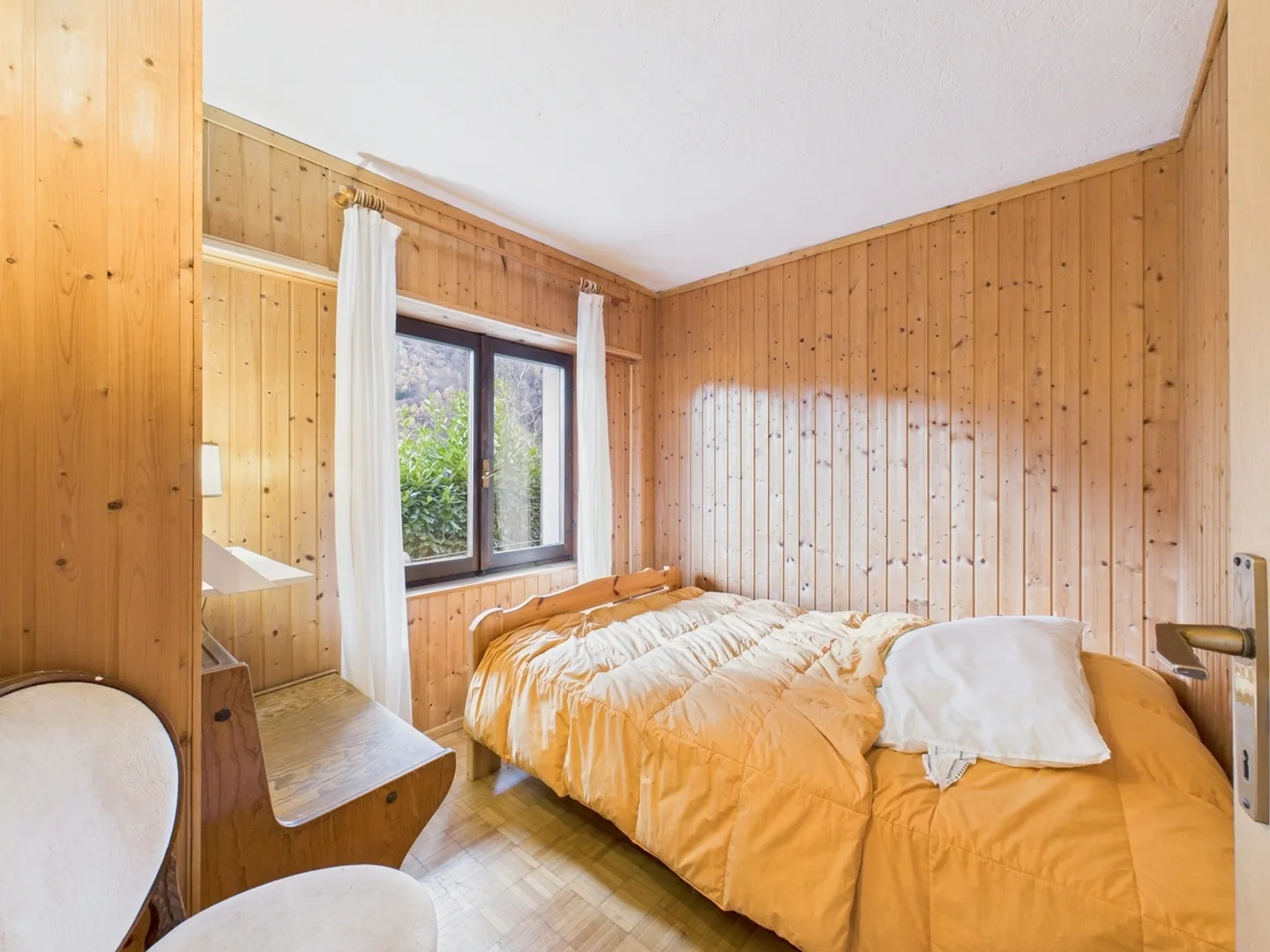 Semi-detached house with two apartments and stunning view in Lavertezzo, TI - Photo 6 of 13