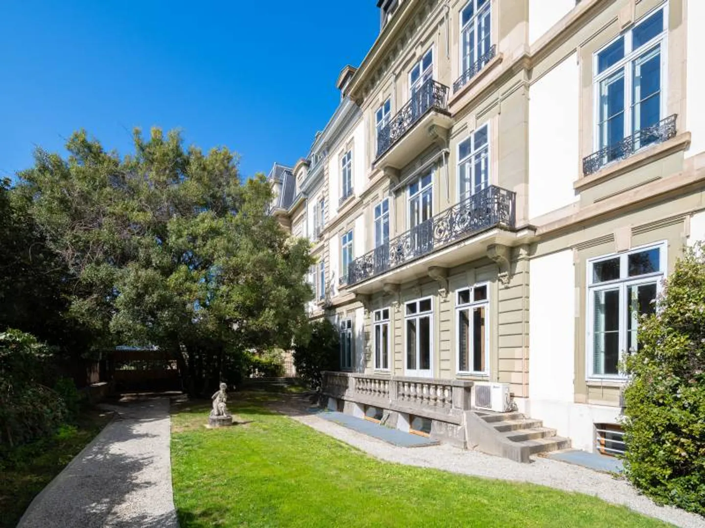 Bureaux Prestigieux à Genève - Photo 2 sur 12