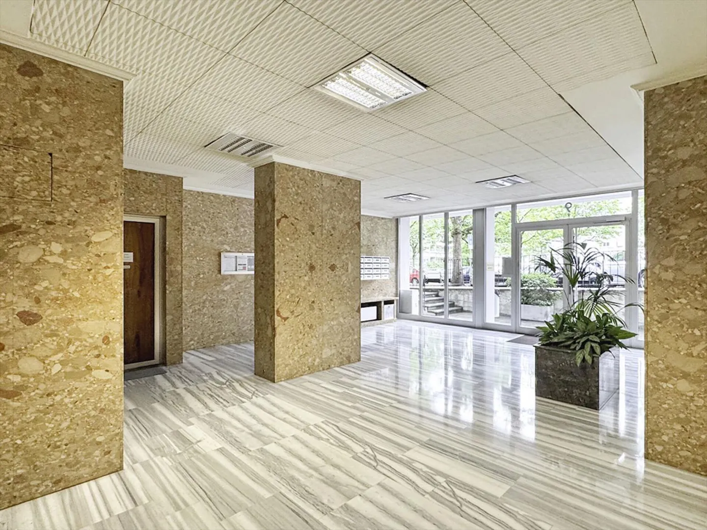 Bell'appartamento con 2 camere e vista mozzafiato - Foto 5 di 5