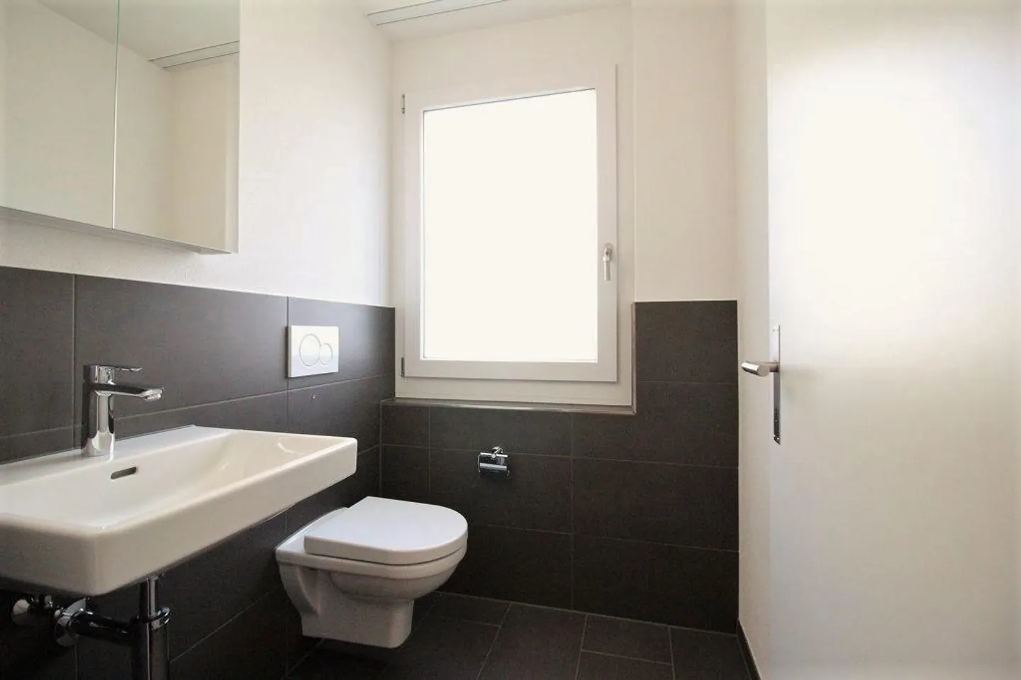 Appartement exclusif et de rêve au rez-de-chaussée dans un standard de propriété - Photo 5 sur 10