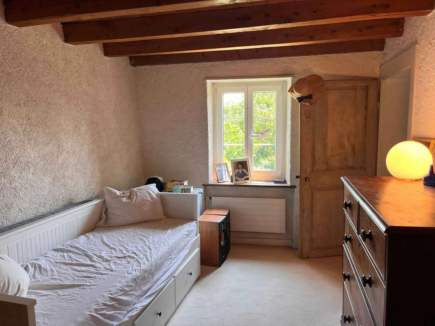 9-room House - Photo 3 of 9