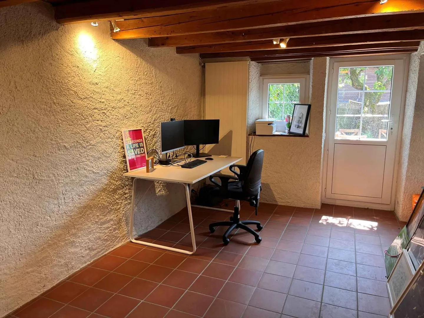 9-room House - Photo 4 of 9