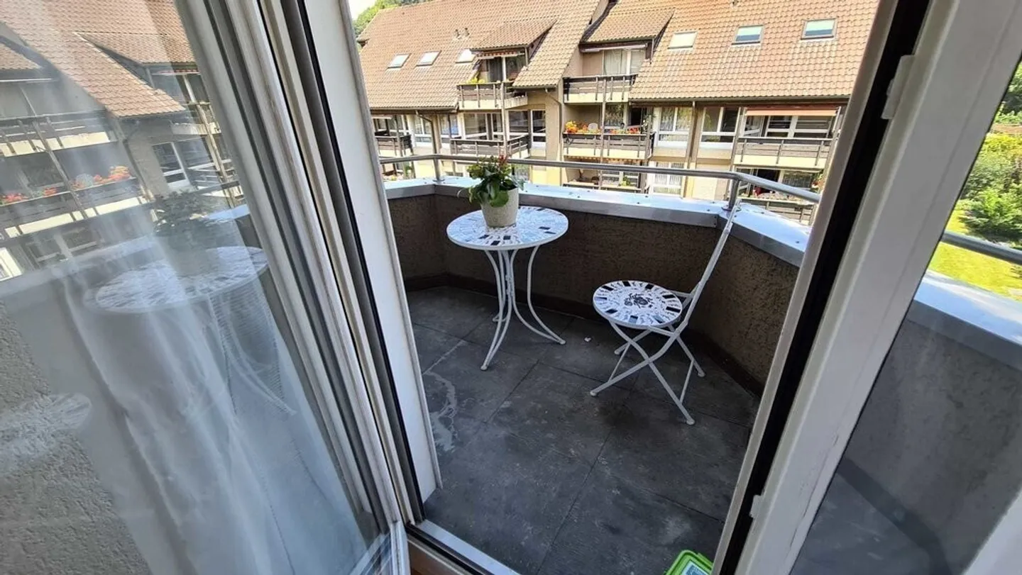 Grosszügige Dachwohnung mit Balkon! - Foto 9 von 9