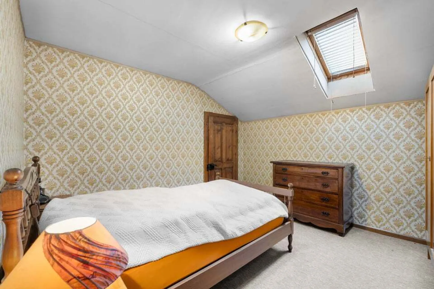 Maison de  6 pièces avec grand espace garage - Photo 8 sur 13