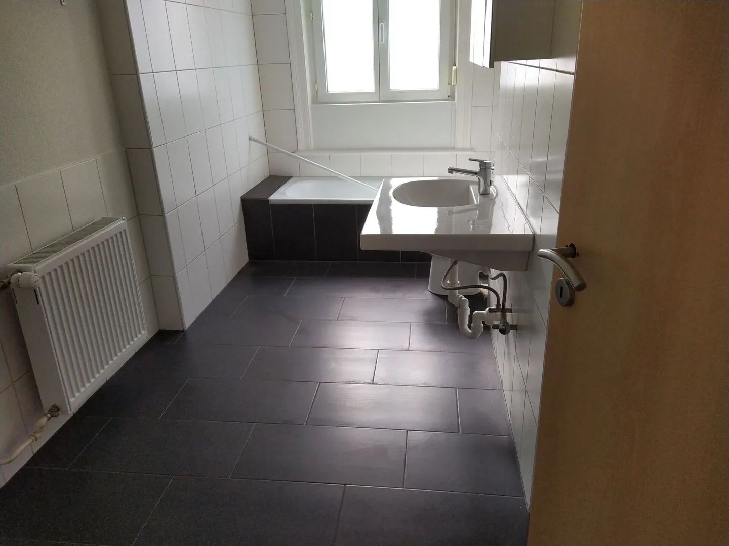 Ottimo appartamento con molto spazio e una grande terrazza - Foto 7 di 8