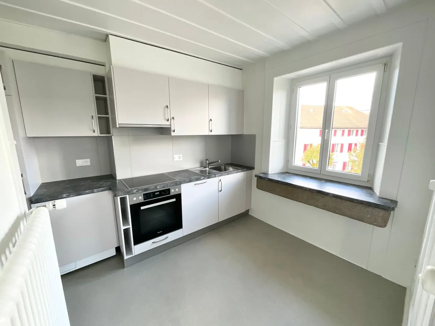 Appartamento accogliente di 3 stanze in affitto - Foto 5 di 9