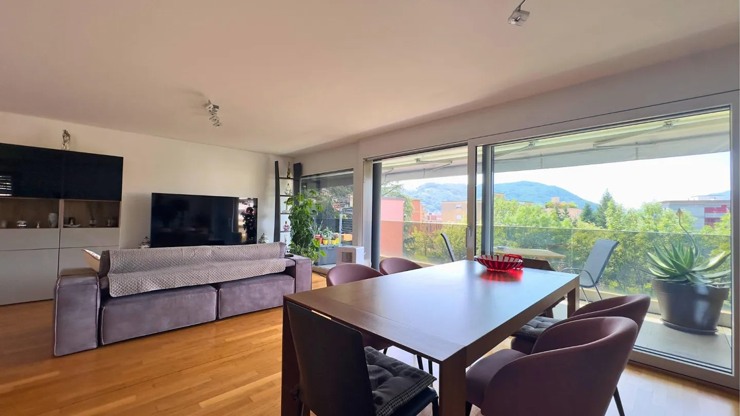 Agno, 3,5 locali, spazioso e moderno con terrazza e vista panoramica - Foto 4 di 15