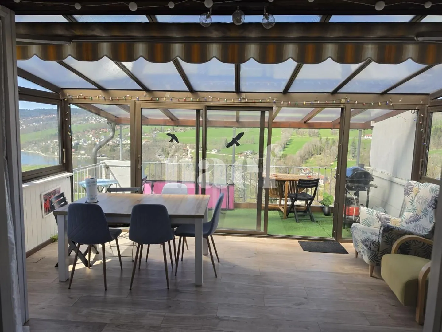 Kürzlich renovierte 4-Zimmer-Wohnung mit Balkon und Veranda - Foto 7 von 10