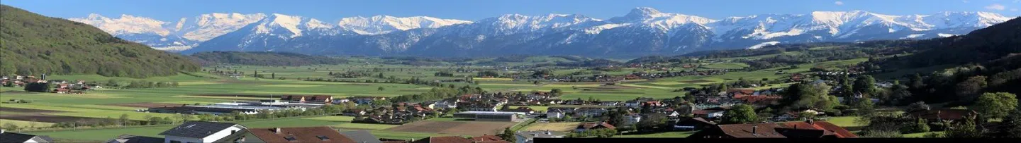 MODERNE UND GEPFLEGTE WOHNUNG MIT ATEMBERAUBENDER BERGSICHT AUF DIE ALPEN - Foto 2 di 7