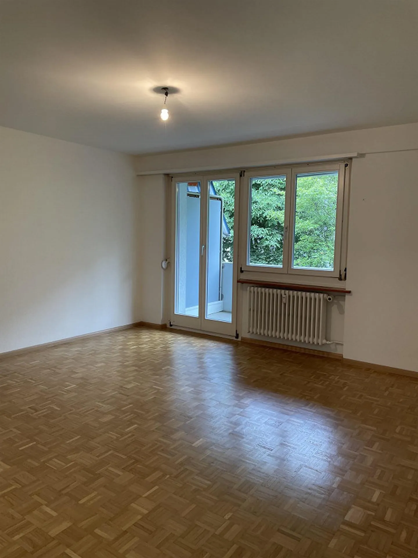 Appartamento di 3 stanze tranquillo con balcone - Foto 4 di 8