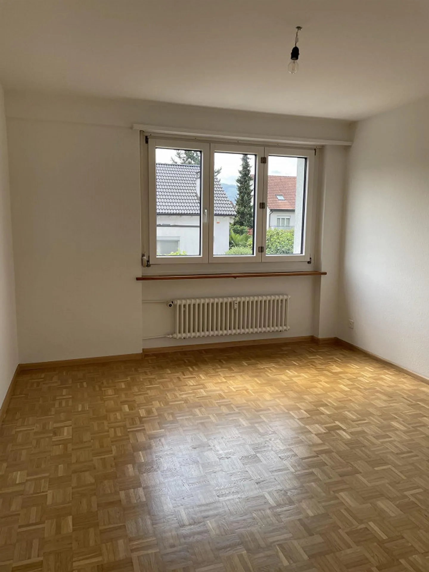 Appartamento di 3 stanze tranquillo con balcone - Foto 5 di 8