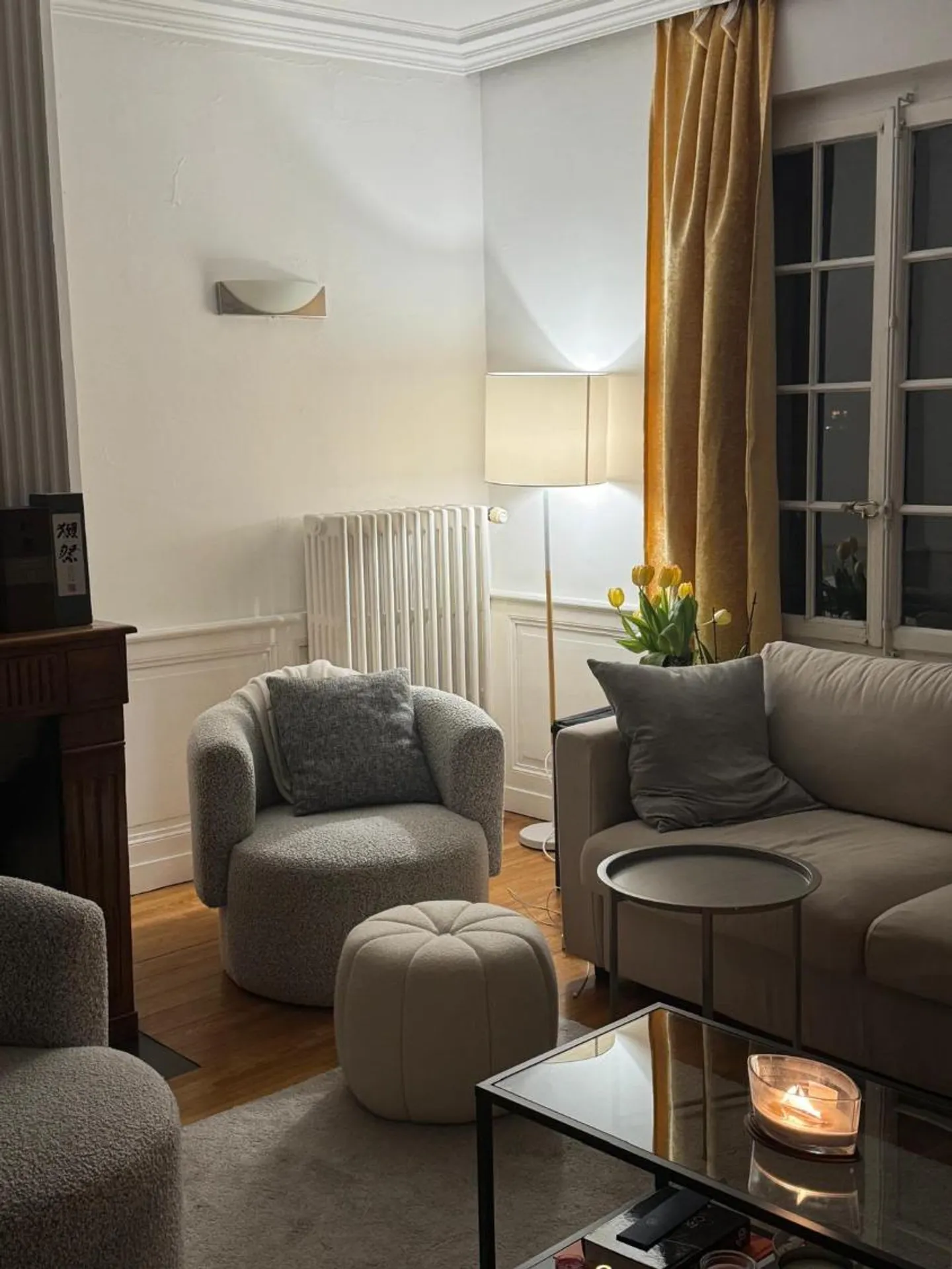 Magnificent 2.5 room apartment in the heart of the Old Town of Geneva - Photo 2 of 11