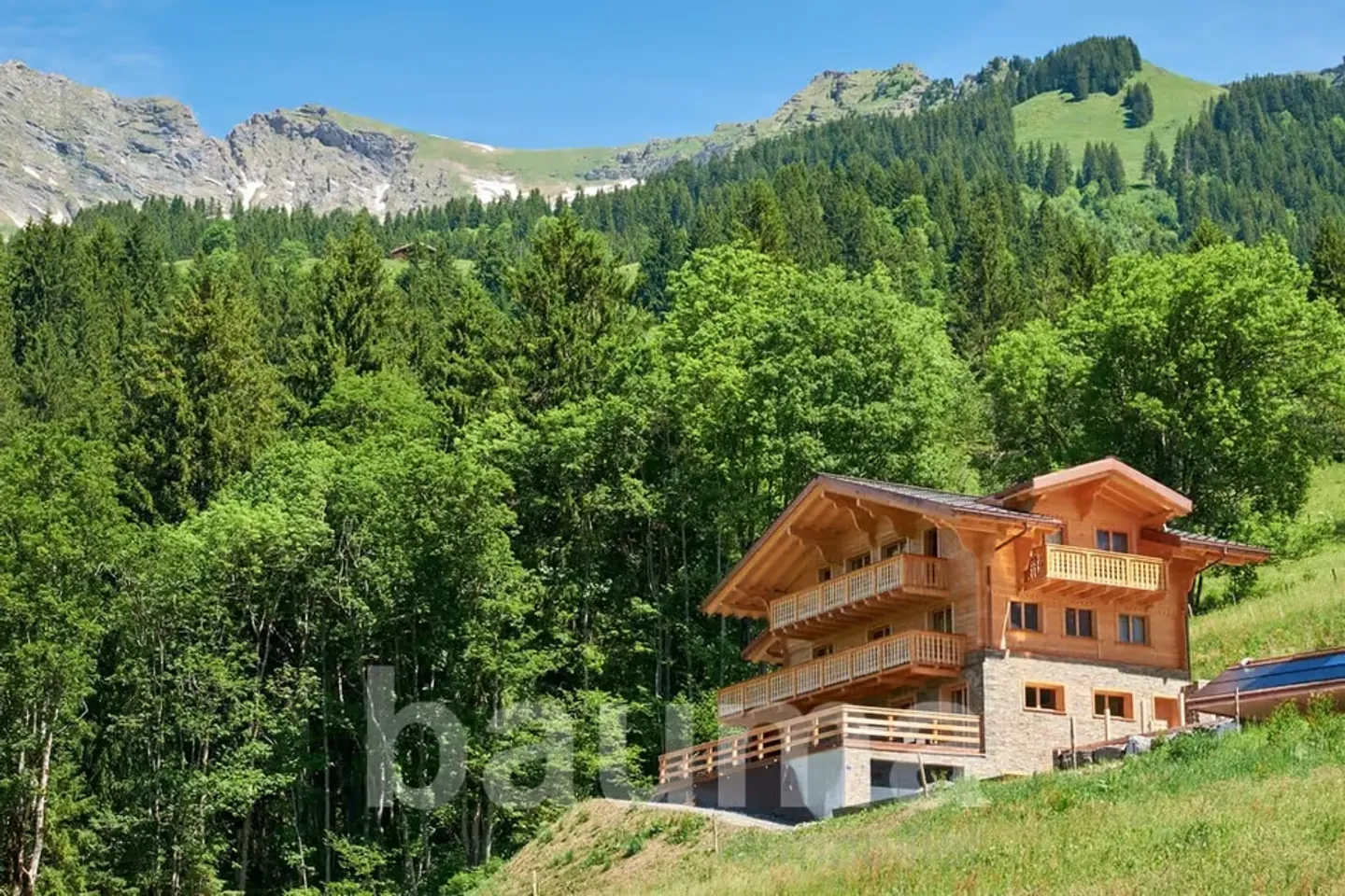 Chalet de deux logements - Photo 2 sur 13