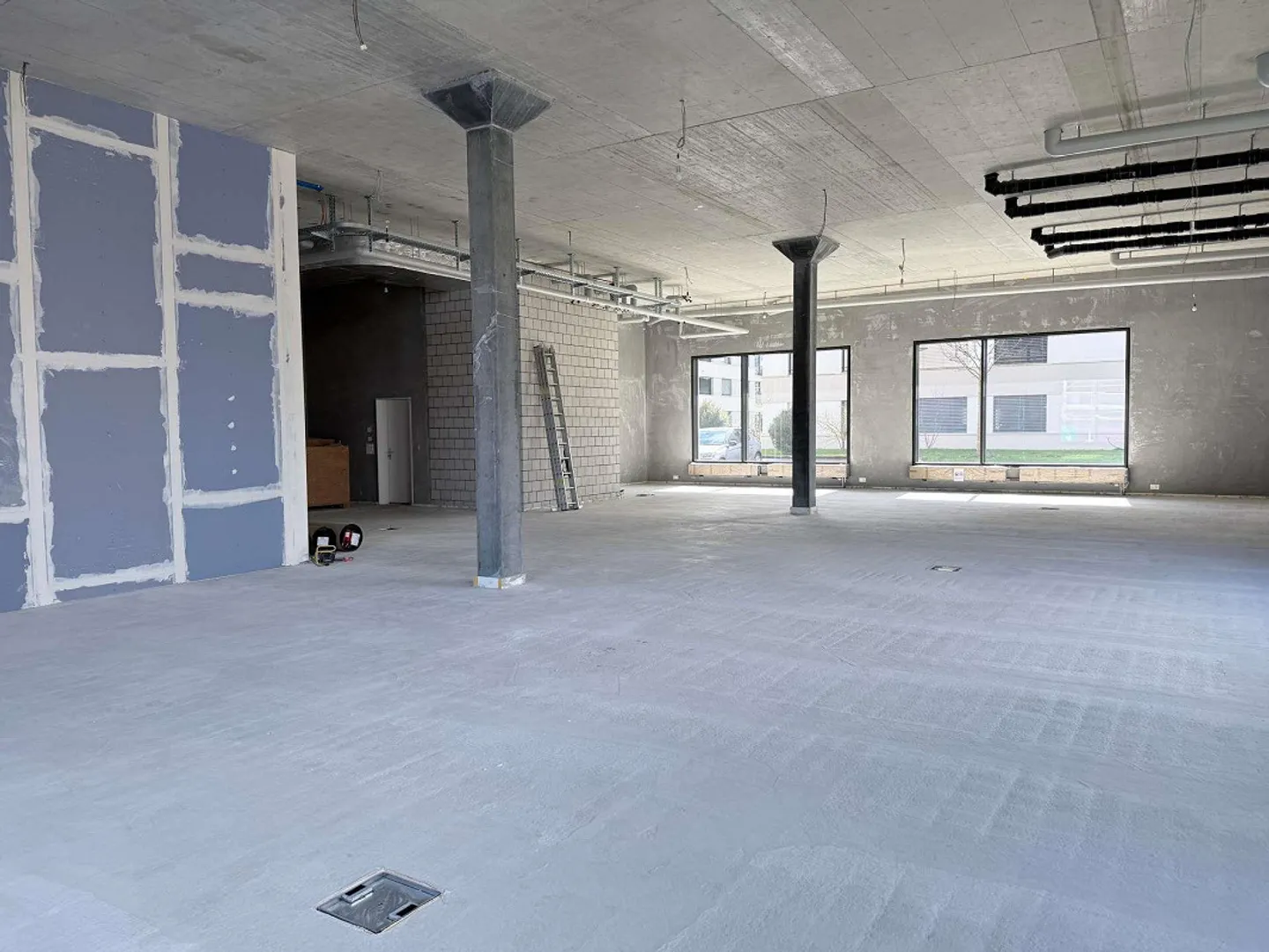 Spazio commerciale versatile di 308 m² a Horn - Foto 3 di 6