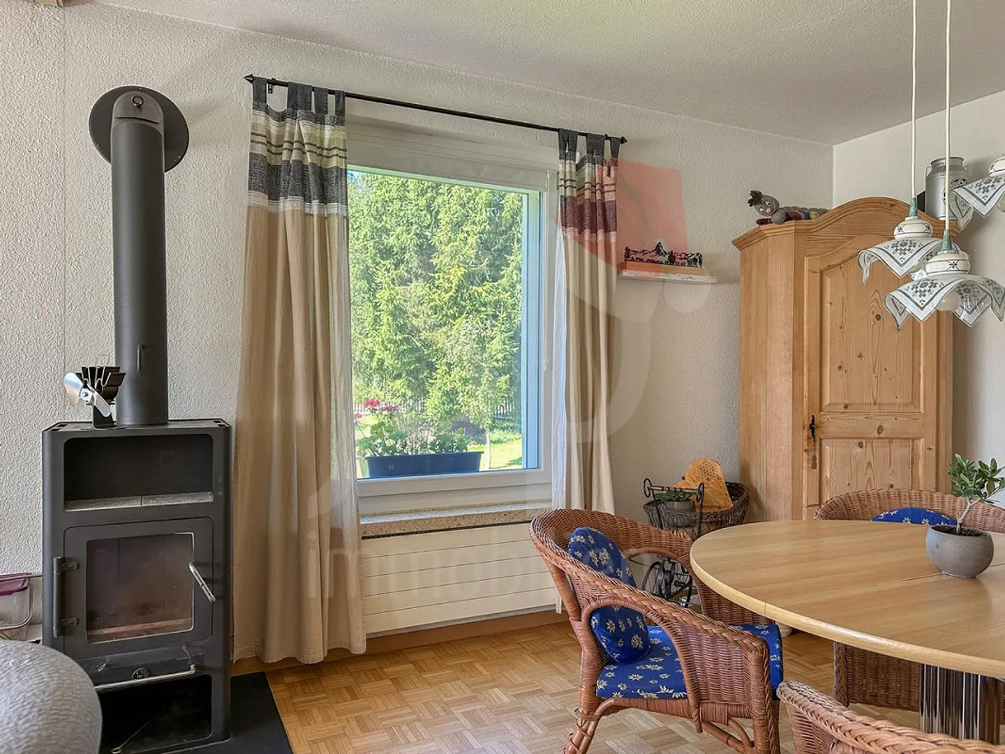 5.5 Zimmer Bungalow mit grossem Grundstück - Foto 8 von 26