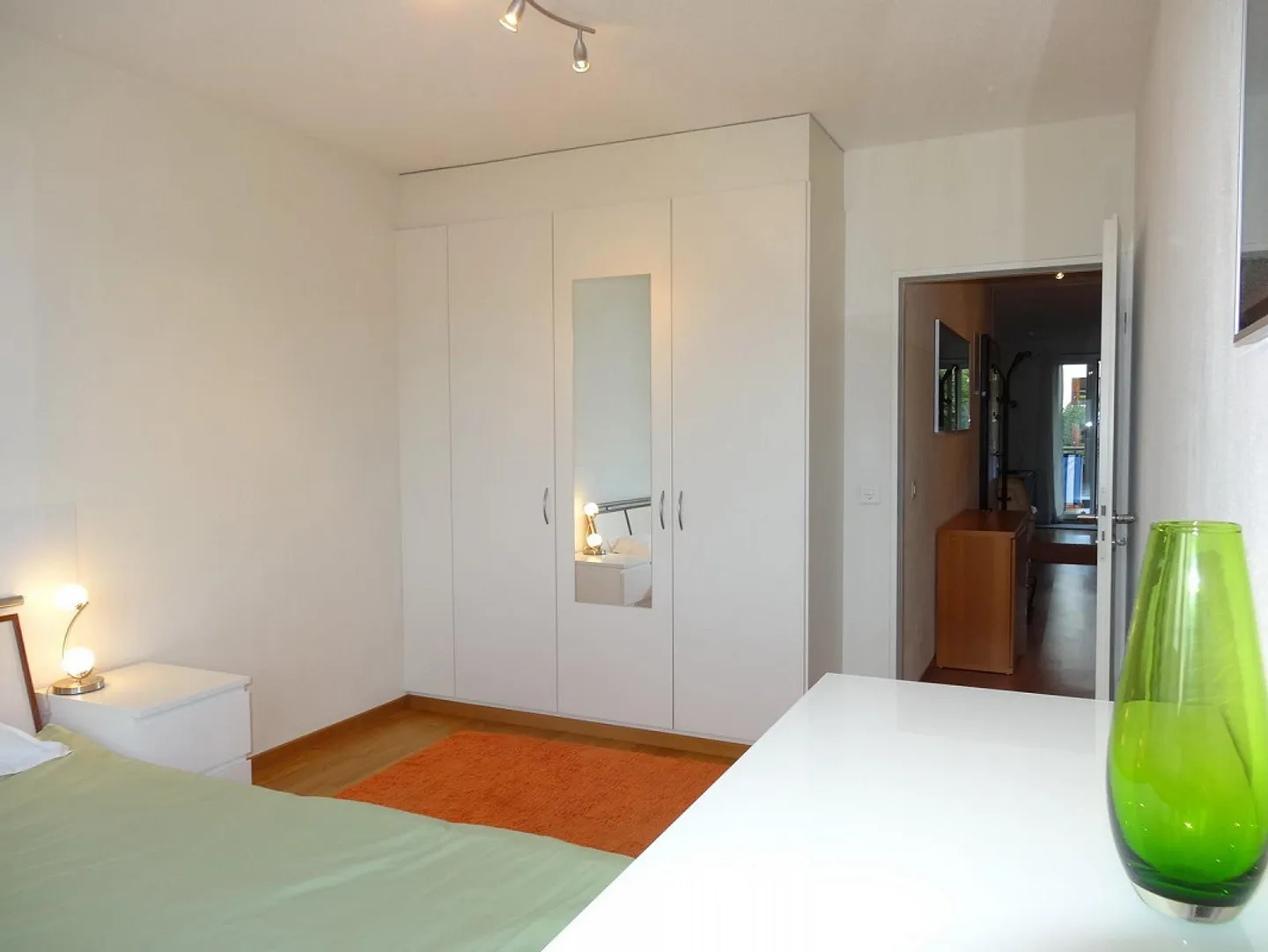 Modern furnished flat 4.5 rooms in Geneva center, easy access to all - Photo 5 of 11