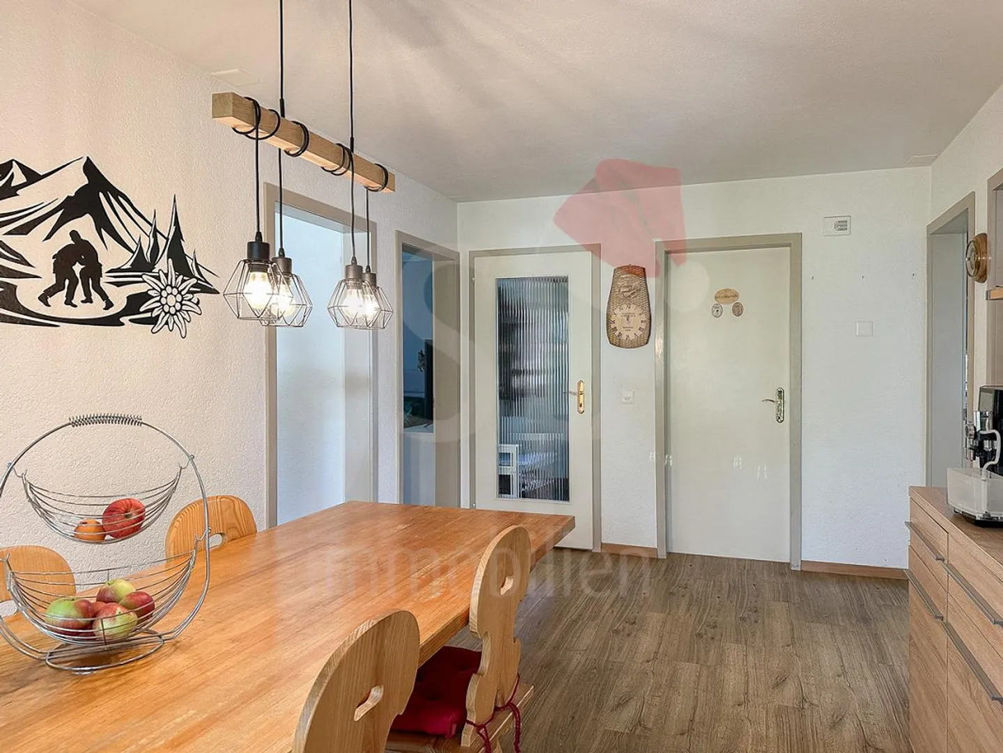 5.5 Zimmer Bungalow mit grossem Grundstück - Foto 6 von 26