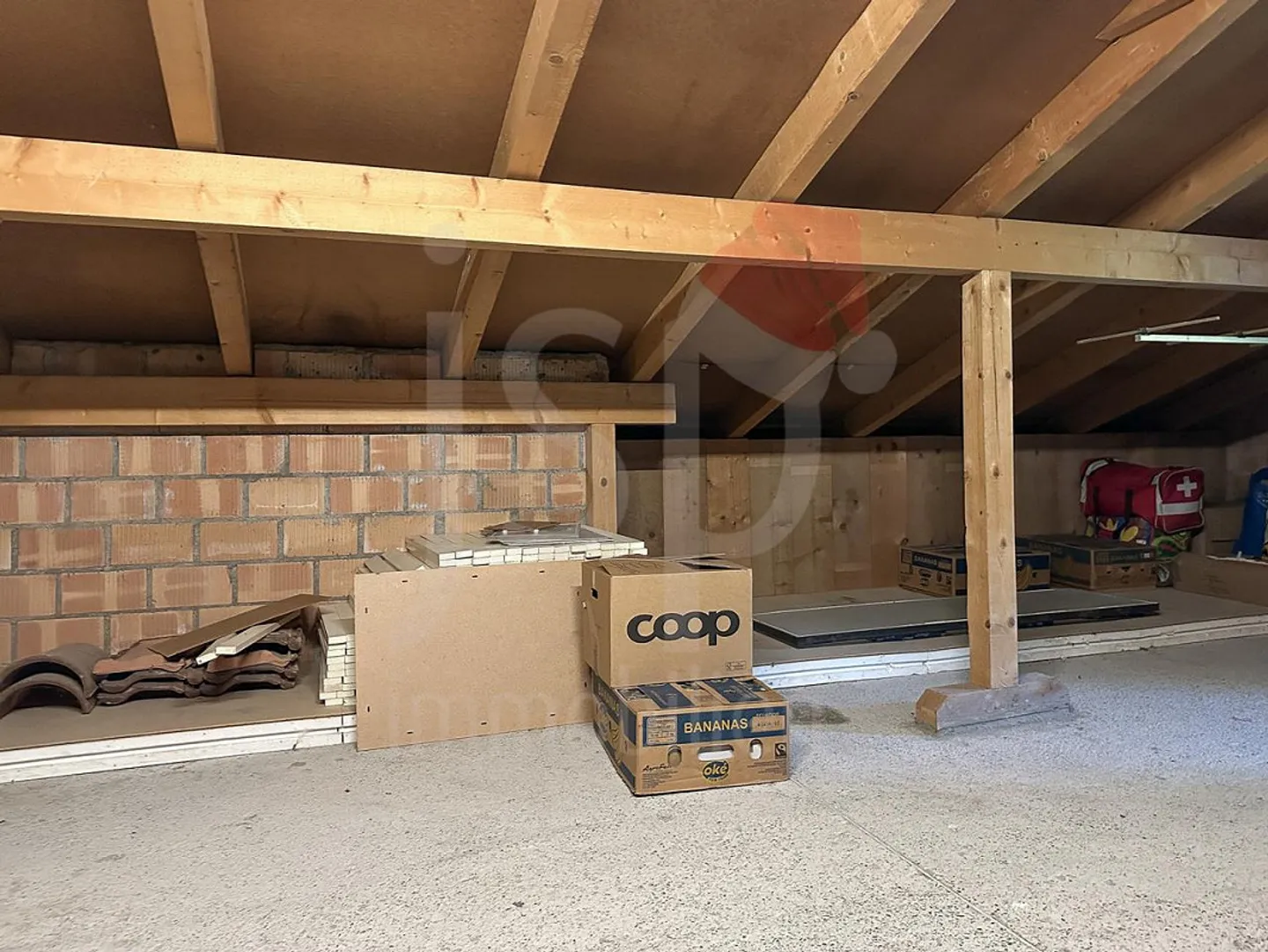 5.5 Zimmer Bungalow mit grossem Grundstück - Foto 17 von 26