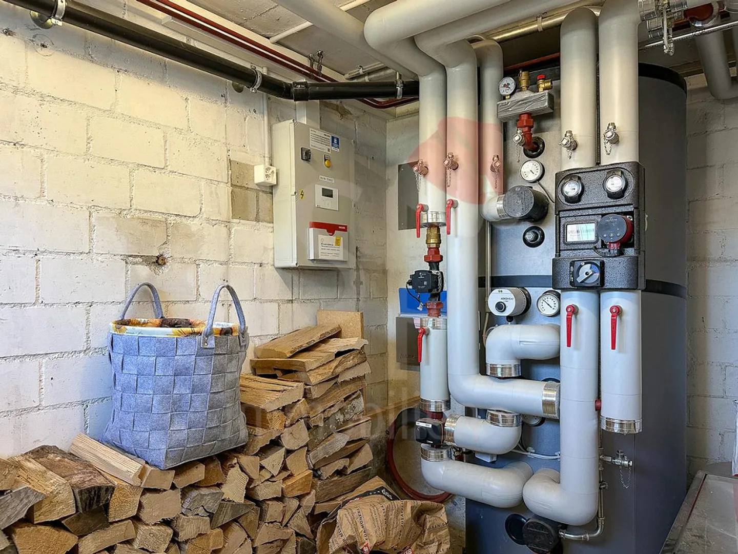 5.5 Zimmer Bungalow mit grossem Grundstück - Foto 22 von 26