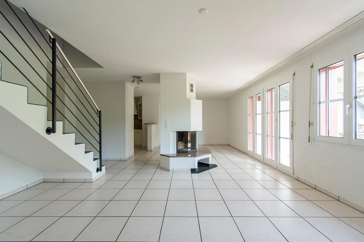 Appartamento maisonette attraente di 5,5 stanze con balcone - Foto 3 di 26