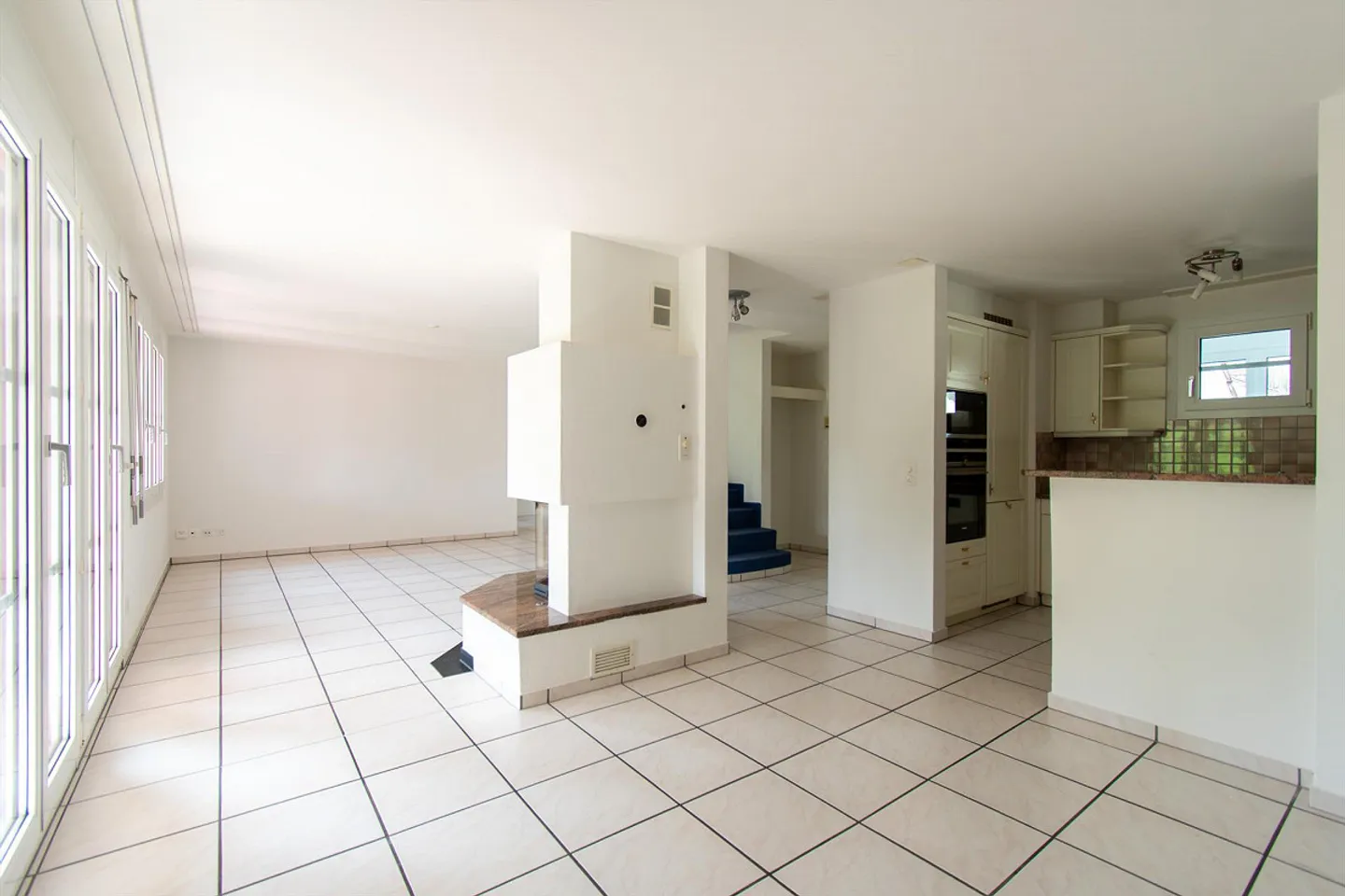 Appartamento maisonette attraente di 5,5 stanze con balcone - Foto 5 di 26