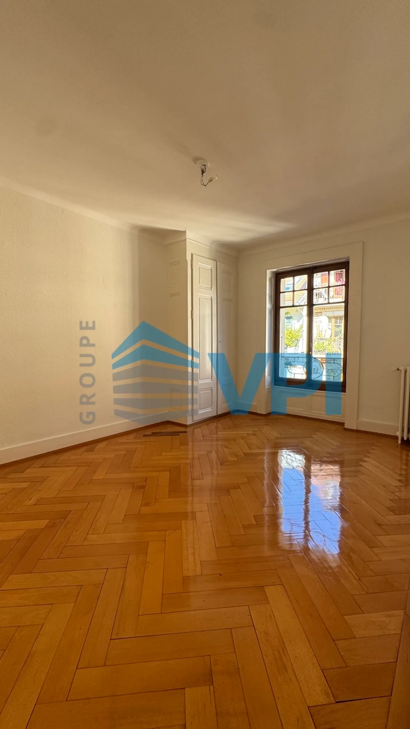 Appartement élégant de 5 pièces - Photo 6 sur 8