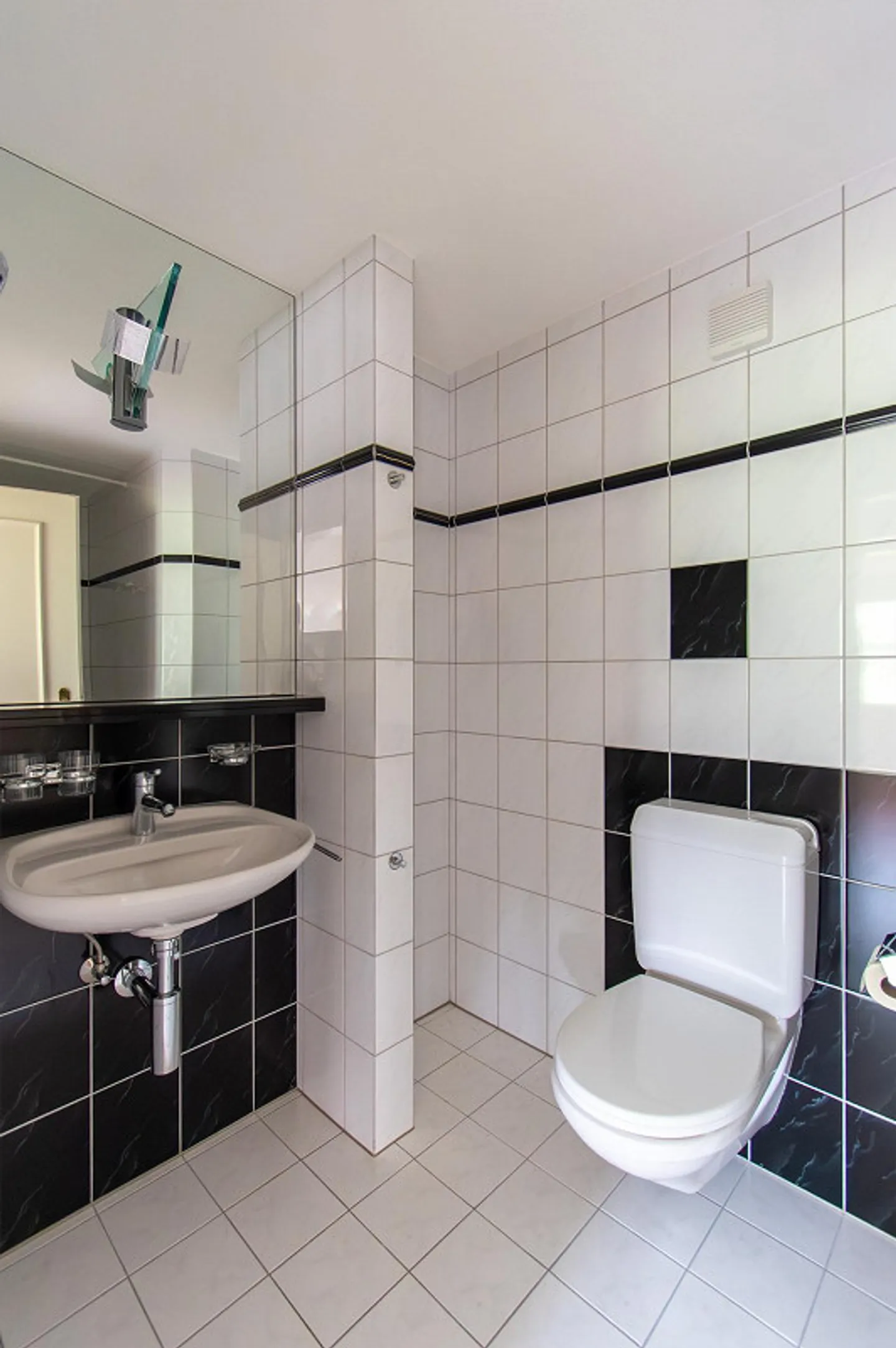 Appartamento maisonette attraente di 5,5 stanze con balcone - Foto 12 di 26