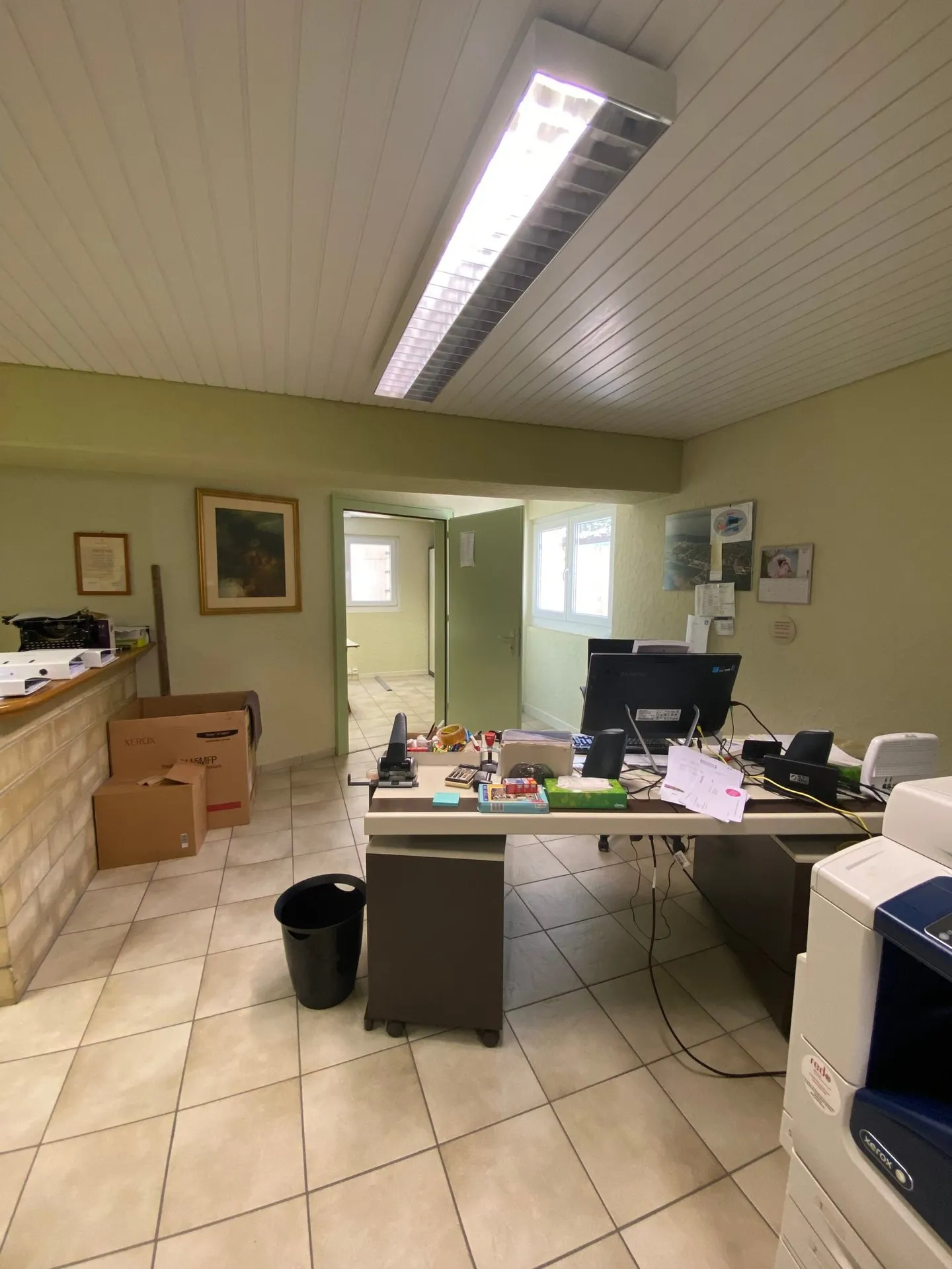 Locaux à louer, idéaux pour bureau / salon de beauté - Photo 3 sur 11