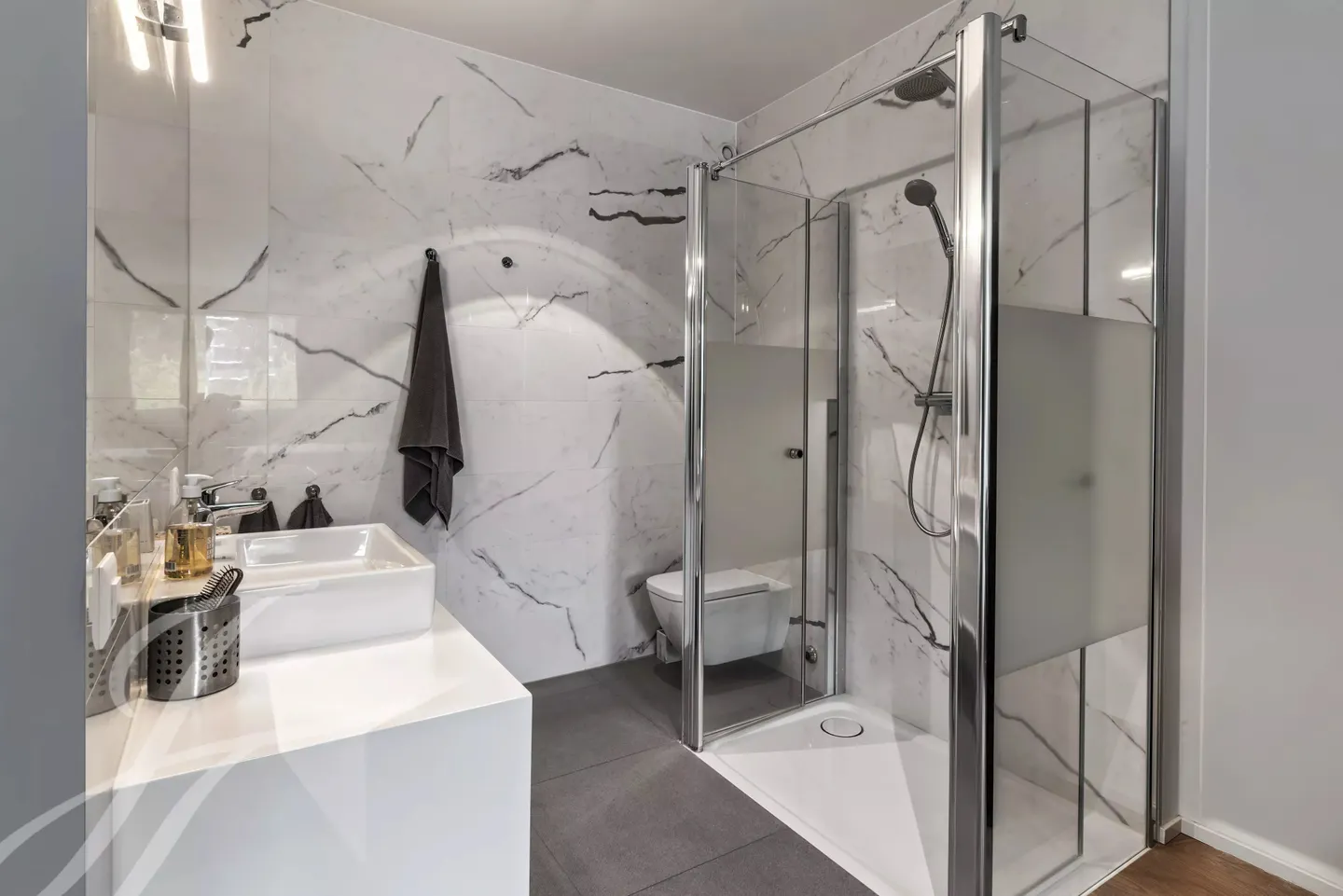 Elegante Familienwohnung mit Terrasse - Foto 9 von 10