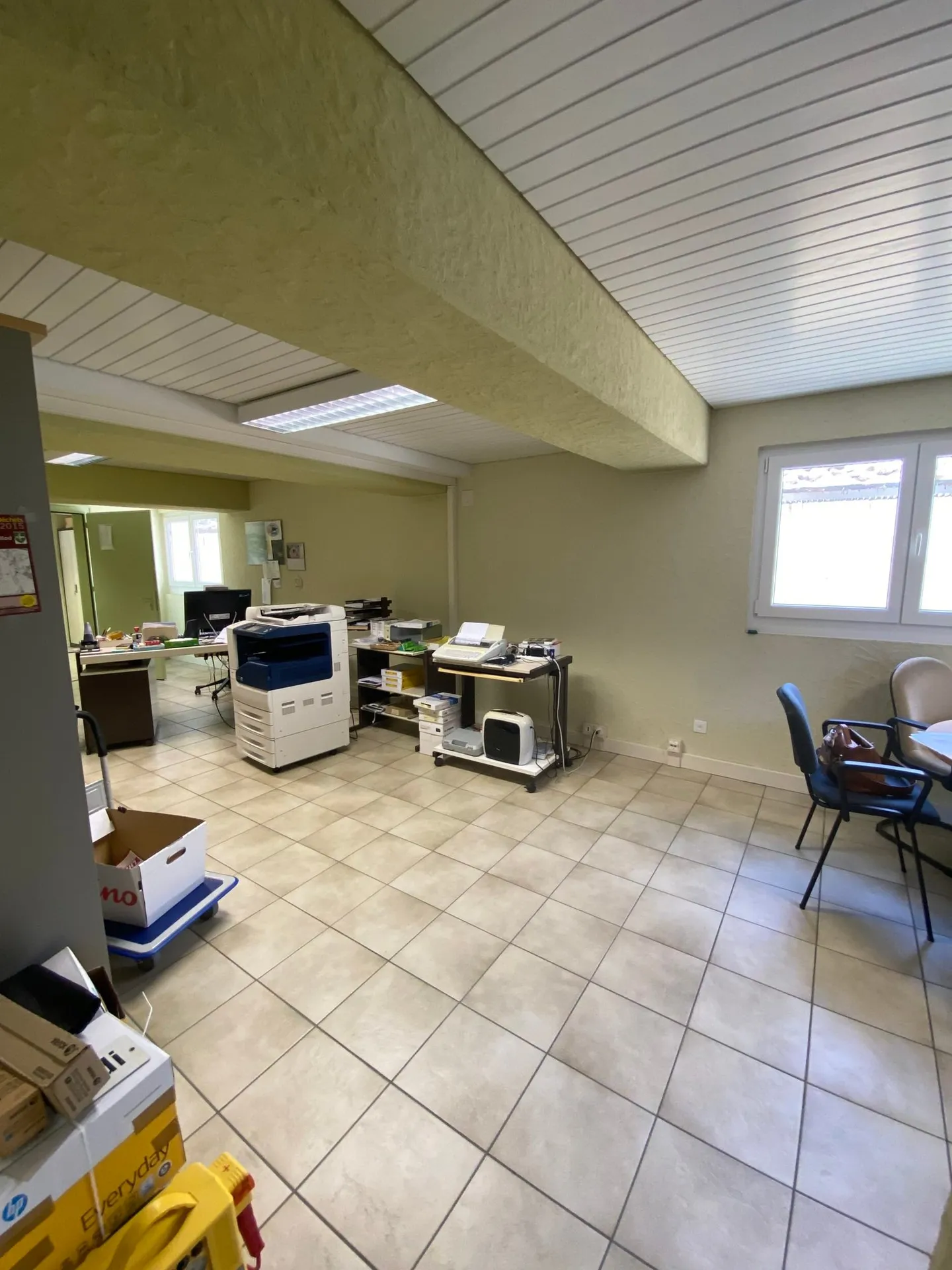 Locaux à louer, idéaux pour bureau / salon de beauté - Photo 7 sur 11