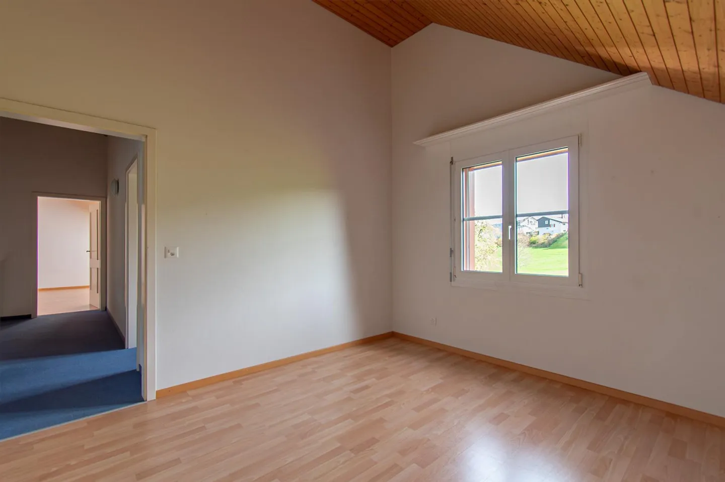 Appartamento maisonette attraente di 5,5 stanze con balcone - Foto 21 di 26