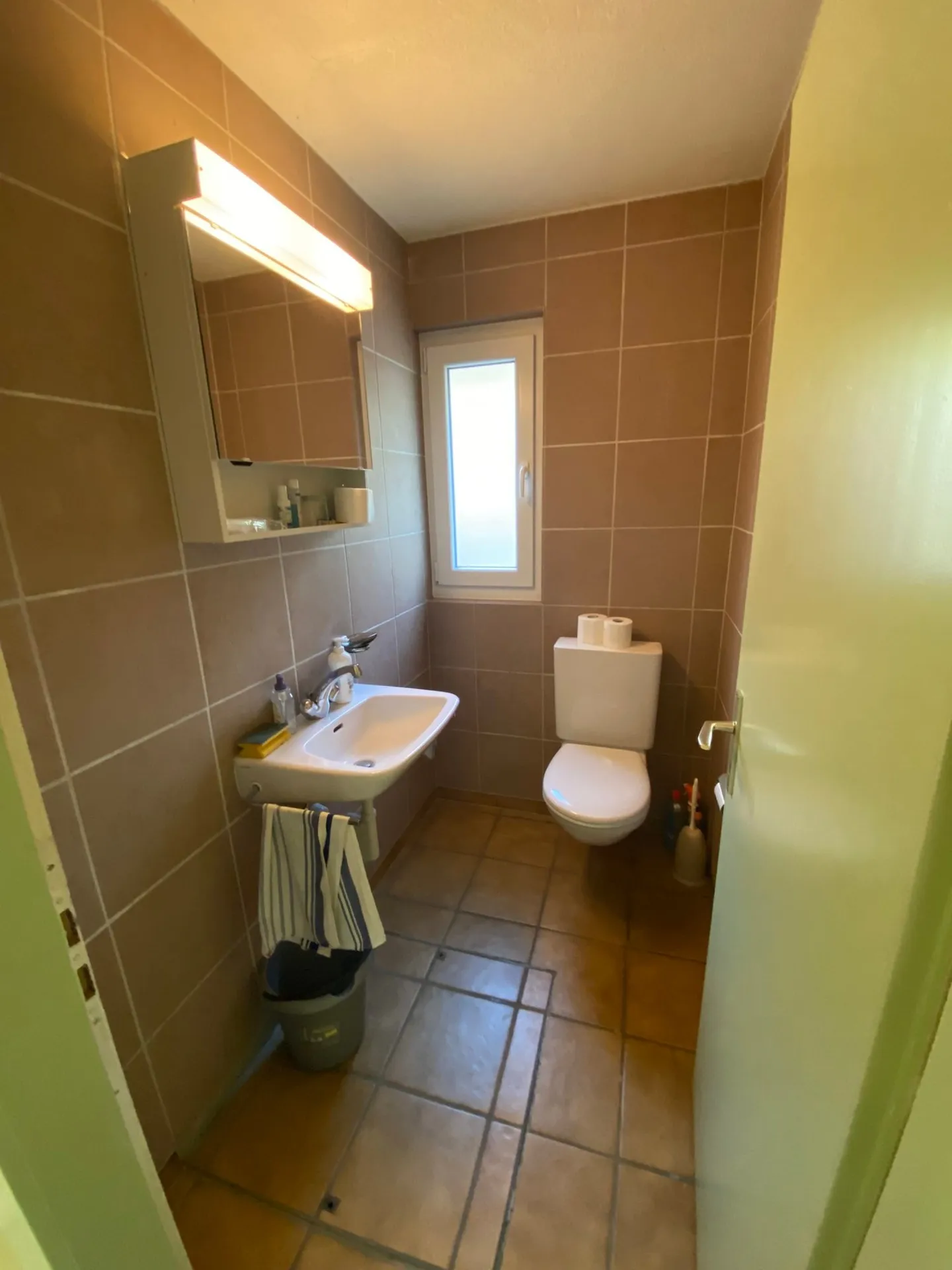 Locaux à louer, idéaux pour bureau / salon de beauté - Photo 11 sur 11